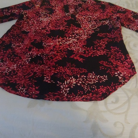 Top - Picture 3 of 5